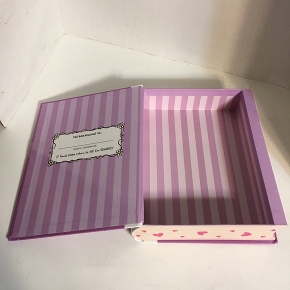 Dork Diaries Hidden Storage Book! - Picture 2 of 9